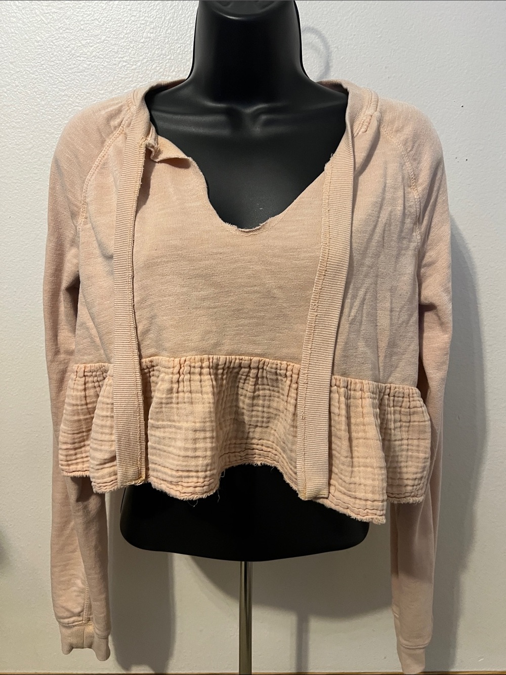 Free People Cropped Ruffle-Hem Hoodie in Blush